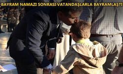 VALİ ATAY, BU BAYRAMDA GELENEĞİNİ BOZMADI