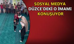 BAYRAM NAMAZINA GELEN ÇOCUKLARA JEST YAPTI