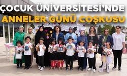 MİNİKLERDEN ANNELERİNE ÖZEL GÖSTERİ