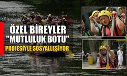 CUMAYERİ İLÇESİNDE DÜZENLENEN RAFTİNG TURLARIYLA ADRENALİNLE TANIŞIYORLAR