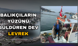 AKÇAKOCA'DA BALIKÇI AĞINA 10 KİLOLUK LEVREK TAKILDI