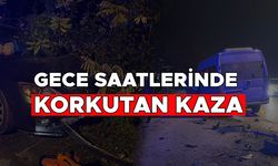 DÜZCE'DE MİNİBÜS İLE OTOMOBİL ÇARPIŞTI: 3 YARALI