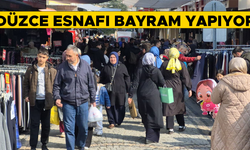 CADDE VE SOKAKLAR BAYRAM ALIŞVERİŞİNE ÇIKANLARLA DOLUP TAŞTI