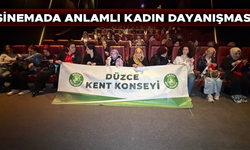 İHTİYAÇ SAHİBİ ÇOCUKLAR İÇİN ÖRGÜ ÖRDÜLER