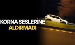 TRAFİĞİ TEHLİKEYE ATAN TERS YÖN SÜRÜCÜSÜ KAMERADA