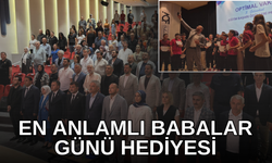 BURHAN ÖZDEMİR'DEN OKULLARINDA DERECE YAPAN ÖĞRENCİLERE BAŞARI BELGELERİ VE BURSLAR VERİLDİ
