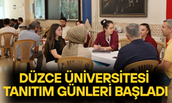 ÖĞRENCİLER VE MEZUNLAR DA STANDLARDA GÖREV ALIYOR