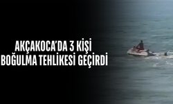 EKİPLERİN MÜDAHALESİYLE 3 KİŞİ KIYIYA ÇIKARILDI