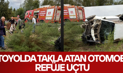 DÜZCE PLAKALI OTOMOBİL OTOYOLDA KAZA YAPTI, 1 ÖLÜ 4 YARALI