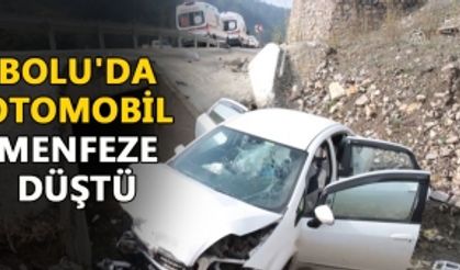 OTOMOBİLDEKİ BABA ÖLDÜ, OĞLU YARALANDI