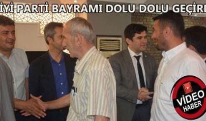 İYİ PARTİ BAYRAMI DOLU DOLU GEÇİRDİ