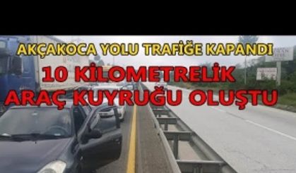 AKÇAKOCA YOLU TRAFİĞE KAPANDI…