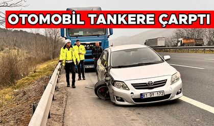 OTOMOBİL TANKERE ÇARPTI: 3 KİŞİ YARALANDI