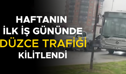 HASTANE YOLU ARAÇ YOĞUNLUĞU NEDENİYLE TRAFİĞE KAPANDI