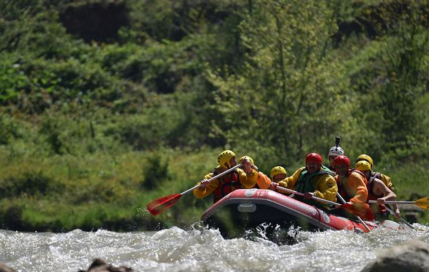 HAFTASONUNUN TADINI MELEN ÇAYI'NDA ÇIKARDILAR