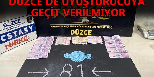 ŞÜPHELENİLEREK DURDURULAN ARAÇTAN UYUŞTURUCU ÇIKTI