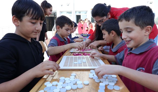 ÖĞRENCİLER, OYUNLARLA DOYASIYA EĞLENDİ