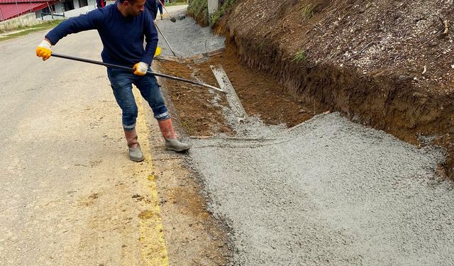 ÖZEL İDARE 3 KÖYDE KANAL ÇALIŞMALARINI TAMAMLADI