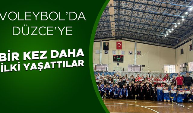 DÜZCELİ VOLEYBOLCU KIZLAR TARİH YAZDI