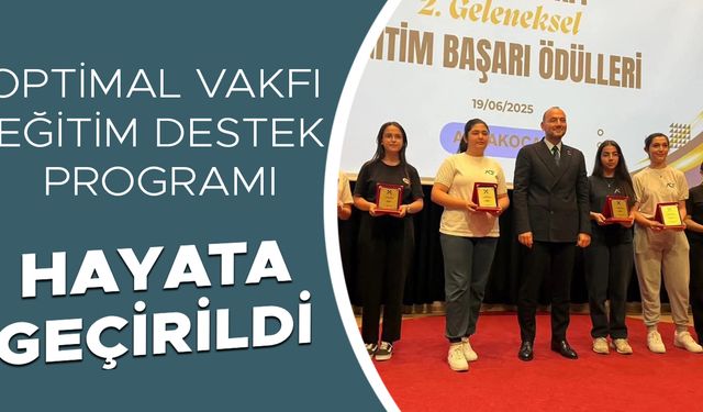 DERECEYE GİREN ÖĞRENCİLERE DÜZENLENEN TÖRENLE ÖDÜLLERİ VERİLDİ