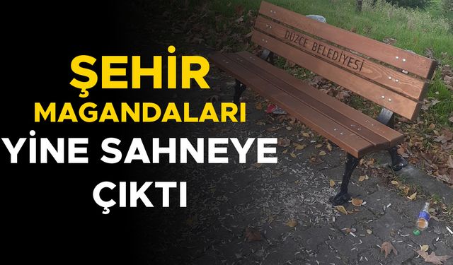 BELEDİYE’NİN YENİ BANKLARININ ETRAFI ÇÖP İÇİNDE KALDI