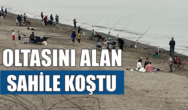 AKÇAKOCA İLÇESİNDE OLTA AVCILARI STRESİNİ BALIK TUTARAK ATIYOR