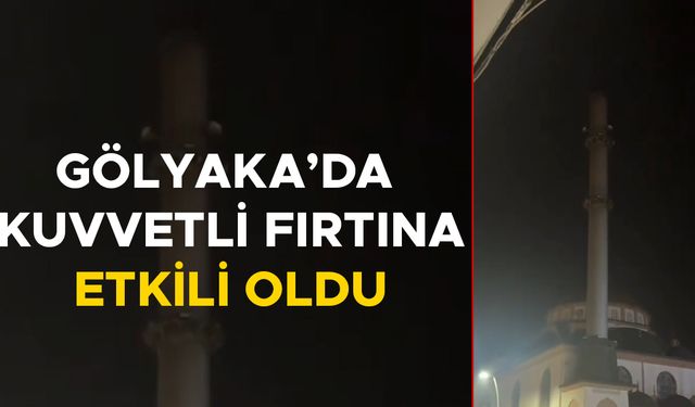 MERKEZ CAMİİ MİNARESİ ŞİDDETLİ RÜZGARLA DAKİKALARCA SALLANDI