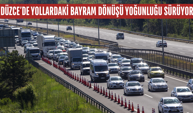 GİŞELER MEVKİLERİNDE ARAÇLAR YAVAŞ İLERLİYOR