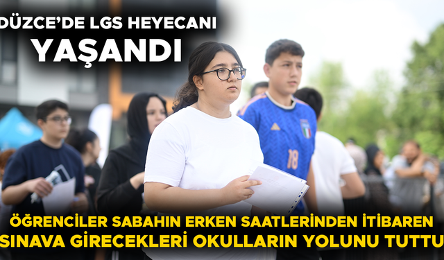 ÖĞRENCİLER SINAVDA TER DÖKTÜ, AİLELERİ İSE DIŞARIDA DUA ETTİ