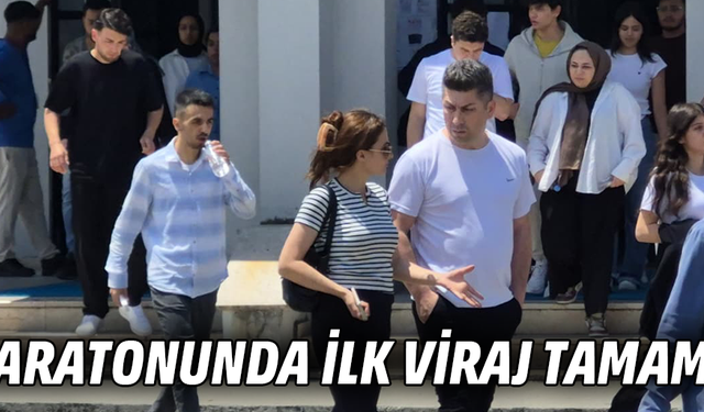 SINAV ÇIKIŞINDA DUYGU DOLU ANLAR YAŞANDI
