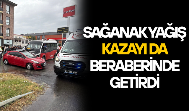 HALK OTOBÜSÜ İLE OTOMOBİL ÇARPIŞTI: 5 YARALI