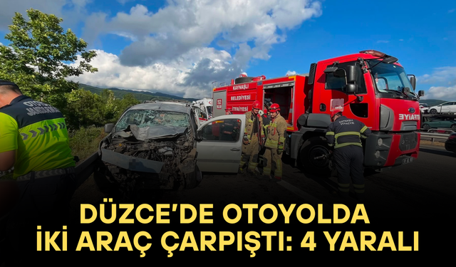 ARAÇTA SIKIŞAN YARALILAR İTFAİYE EKİPLERİNCE KURTARILDI