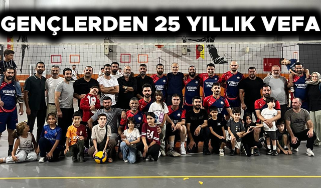 ALDIKLARI KUPALARINI ESKİ OKUL MÜDÜRÜNE VERDİLER