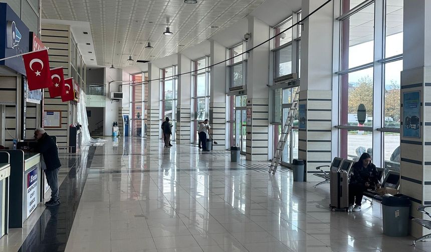 AKÇAKOCA TERMİNALİNDE KAPSAMLI TEMİZLİK