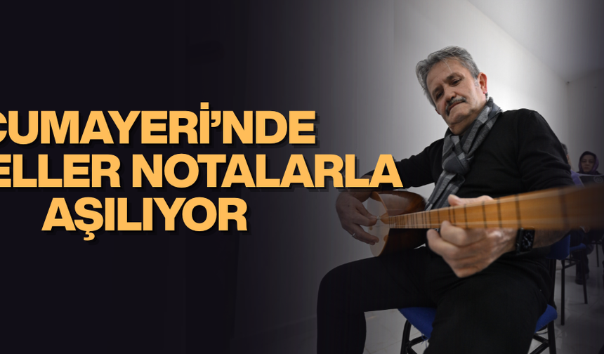 BELEDİYE BAŞKANININ BAĞLAMASIYLA EŞLİK ETTİĞİ İLÇE HALK KOROSU UNUTULMAZ ŞARKILARI SESLENDİRİYOR