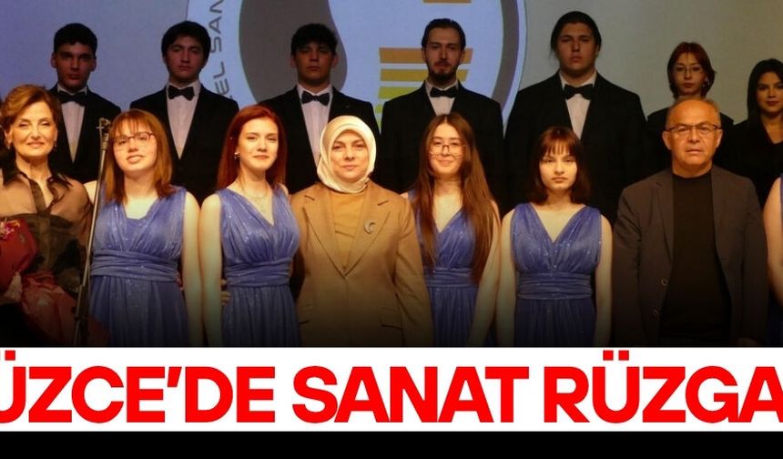GÜZEL SANATLAR LİSESİ ÖĞRENCİLERİNDEN SERGİ VE ÇOK SESLİ KORO GÖSTERİSİ
