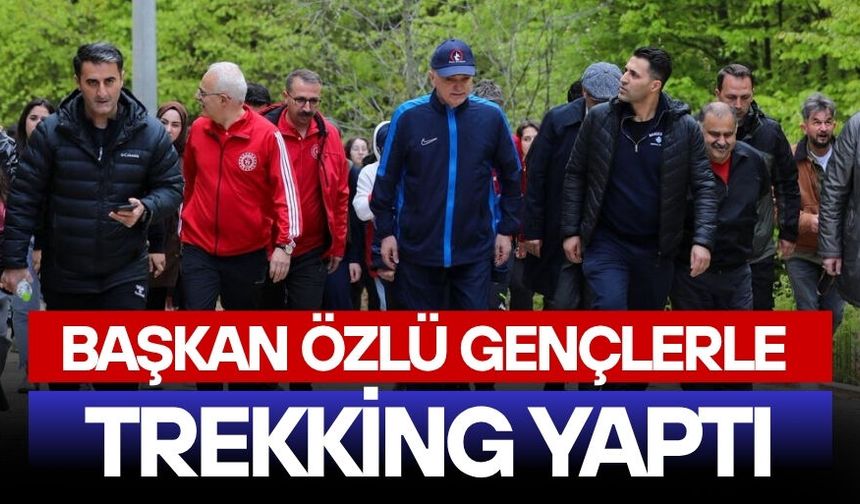DOĞA SENİ ÇAĞIRIYOR YÜRÜYÜŞÜNDE GENÇLERE YOL GÖSTEREN ÖĞÜTLER