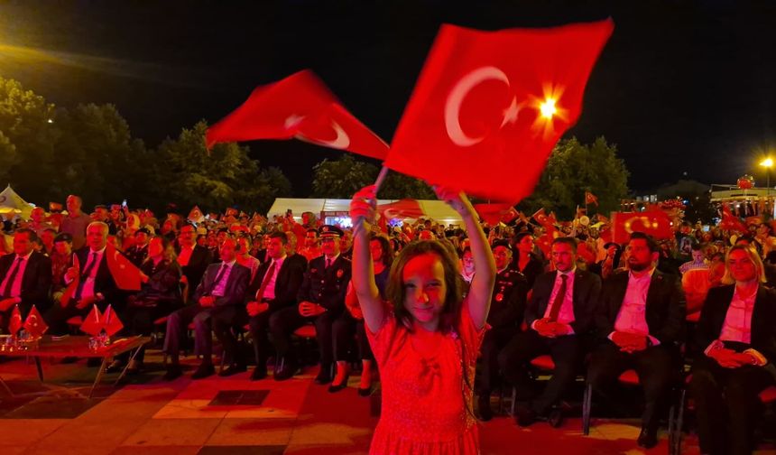 15 TEMMUZ DEMOKRASİ VE MİLLİ BİRLİK GÜNÜ ETKİNLİKLERİ YAPILDI