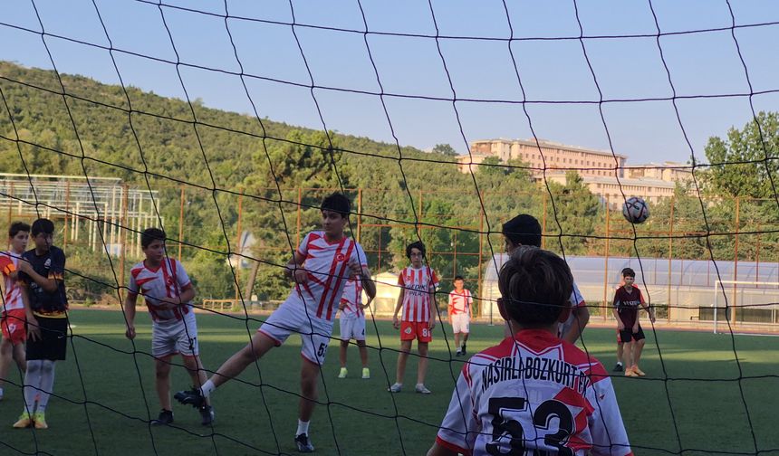 17 YILLIK GELENEK COŞKULU FİNALLE TAMAMLANDI
