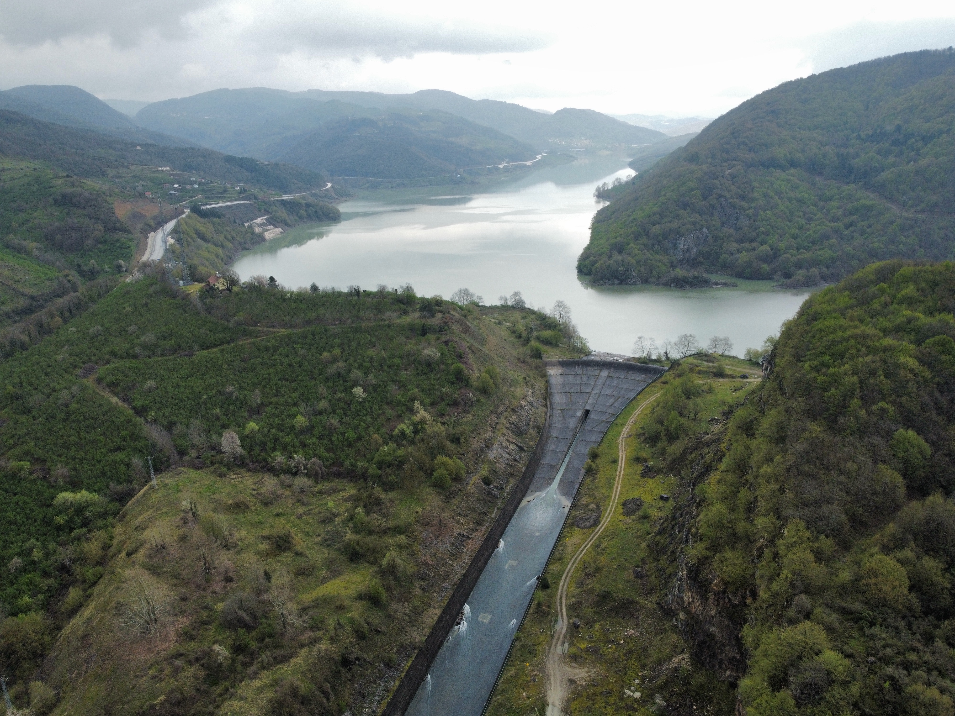 AA-20230415-30858301-30858281-HASANLAR_BARAJI_SON_YAGISLARLA_SUYA_DOYDU