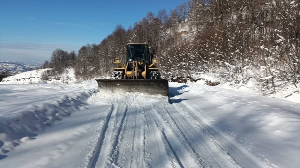 476743653 18054765302284741 155700531573566754 N