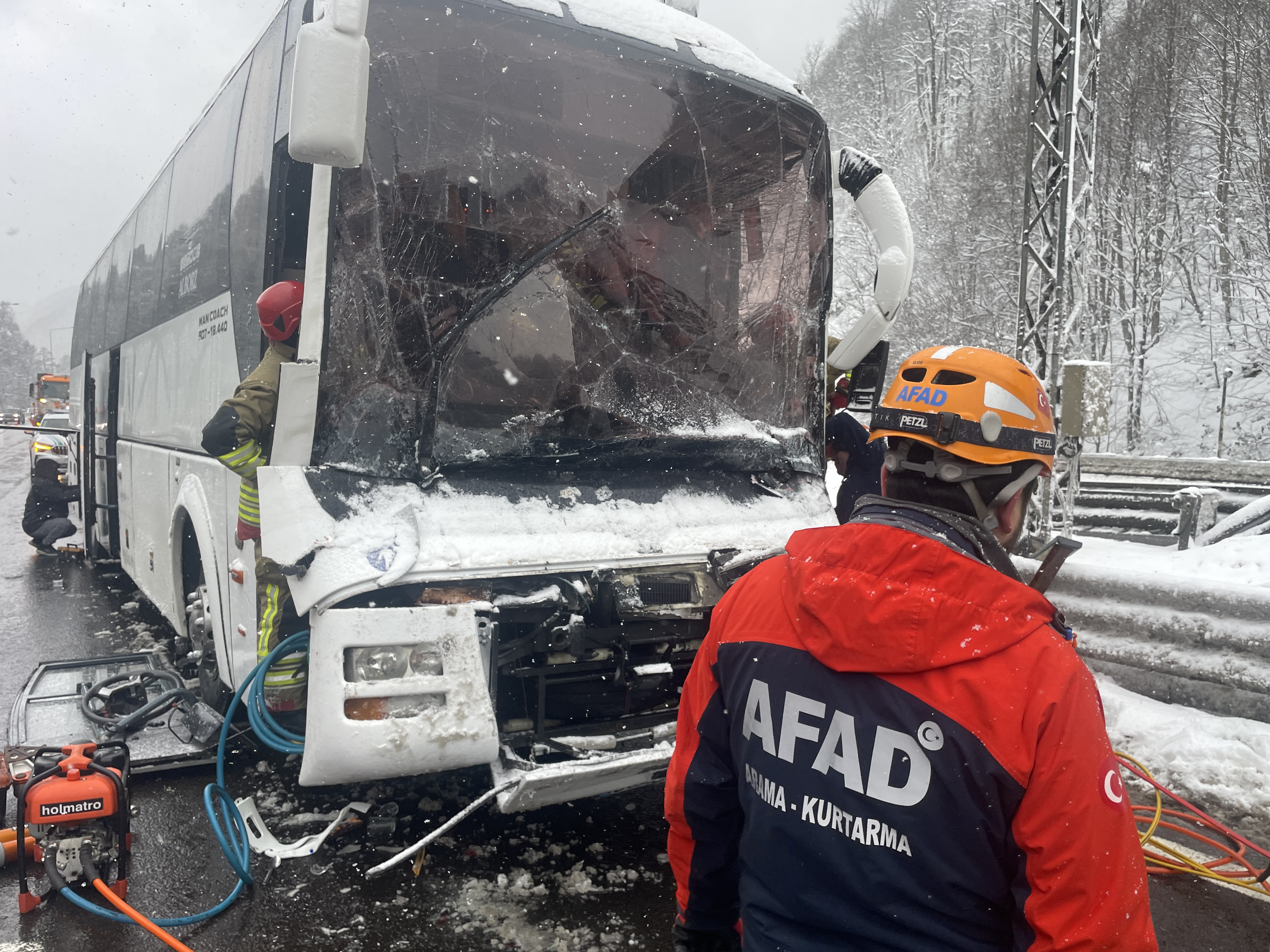 A A 20250222 37135154 37135148 A N A D O L U O T O Y O L U N U N B O L U D A G I T U N E L I K E S I M I N D E T I R A C A R P A N O T O B U S U N S U R U C U S U Y A R A L A N D I