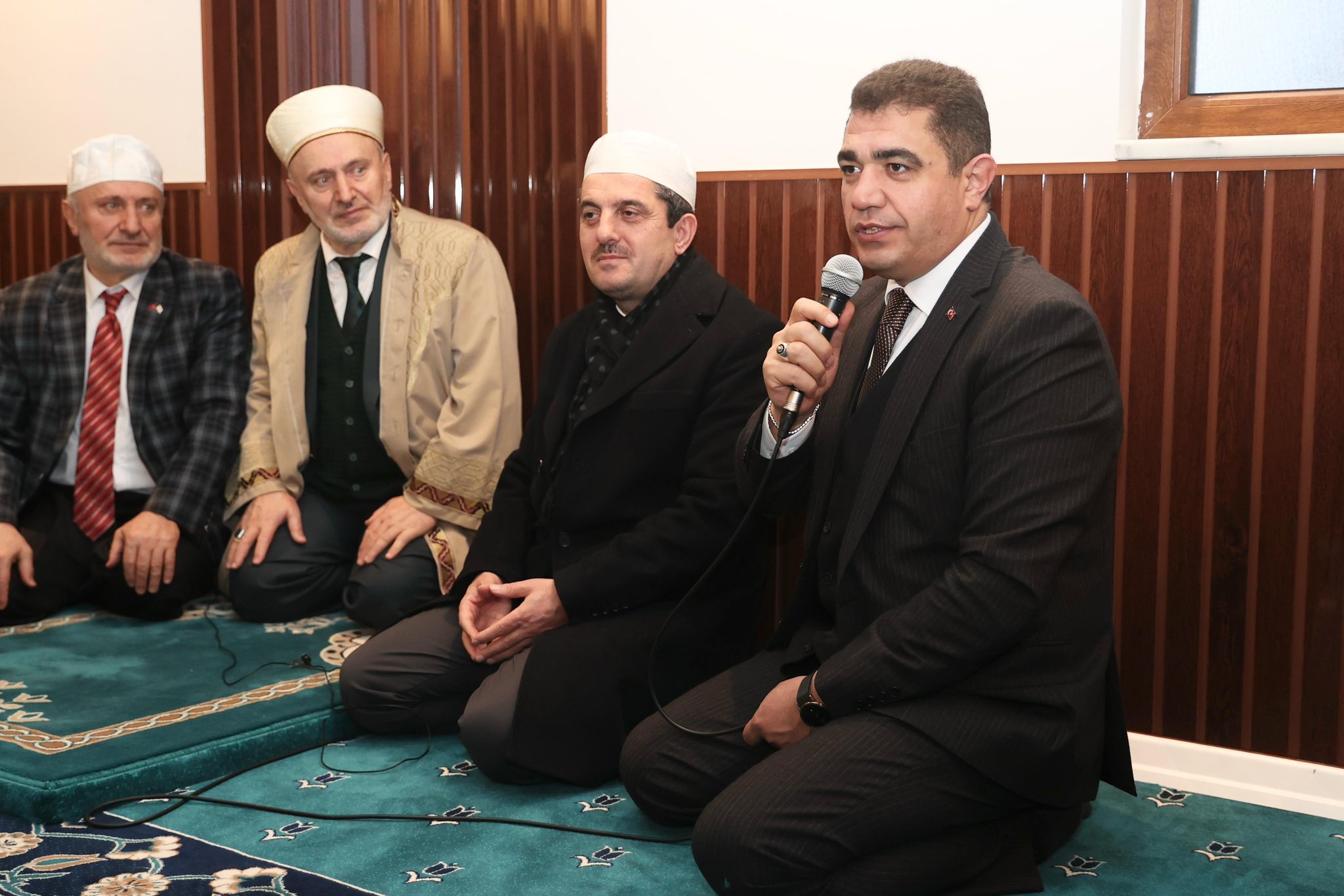 Gk S P Ig W U A A Y L Rl