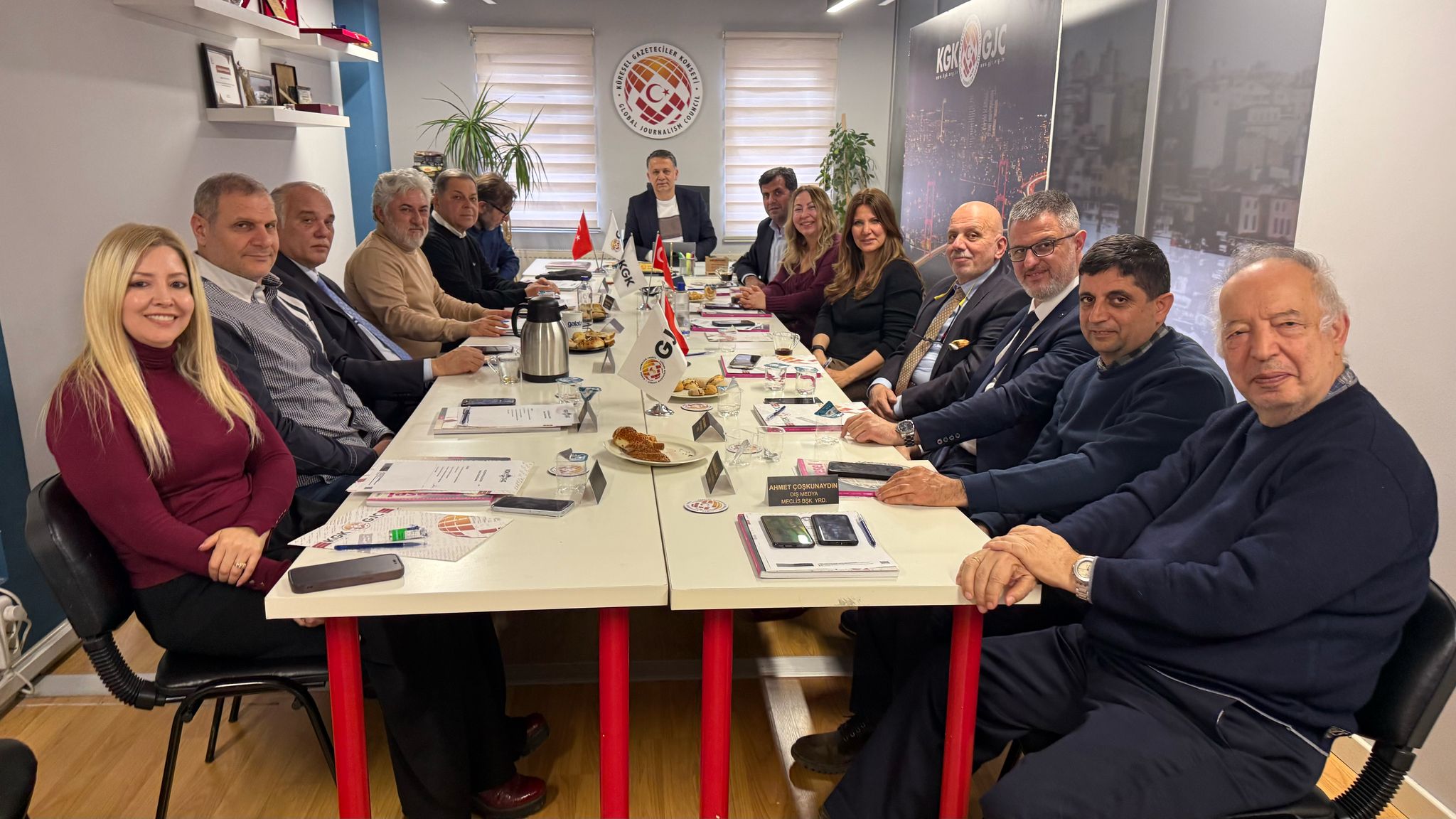 52Aa14E5 4F9B 4Ecc 8074 69D008D243B0