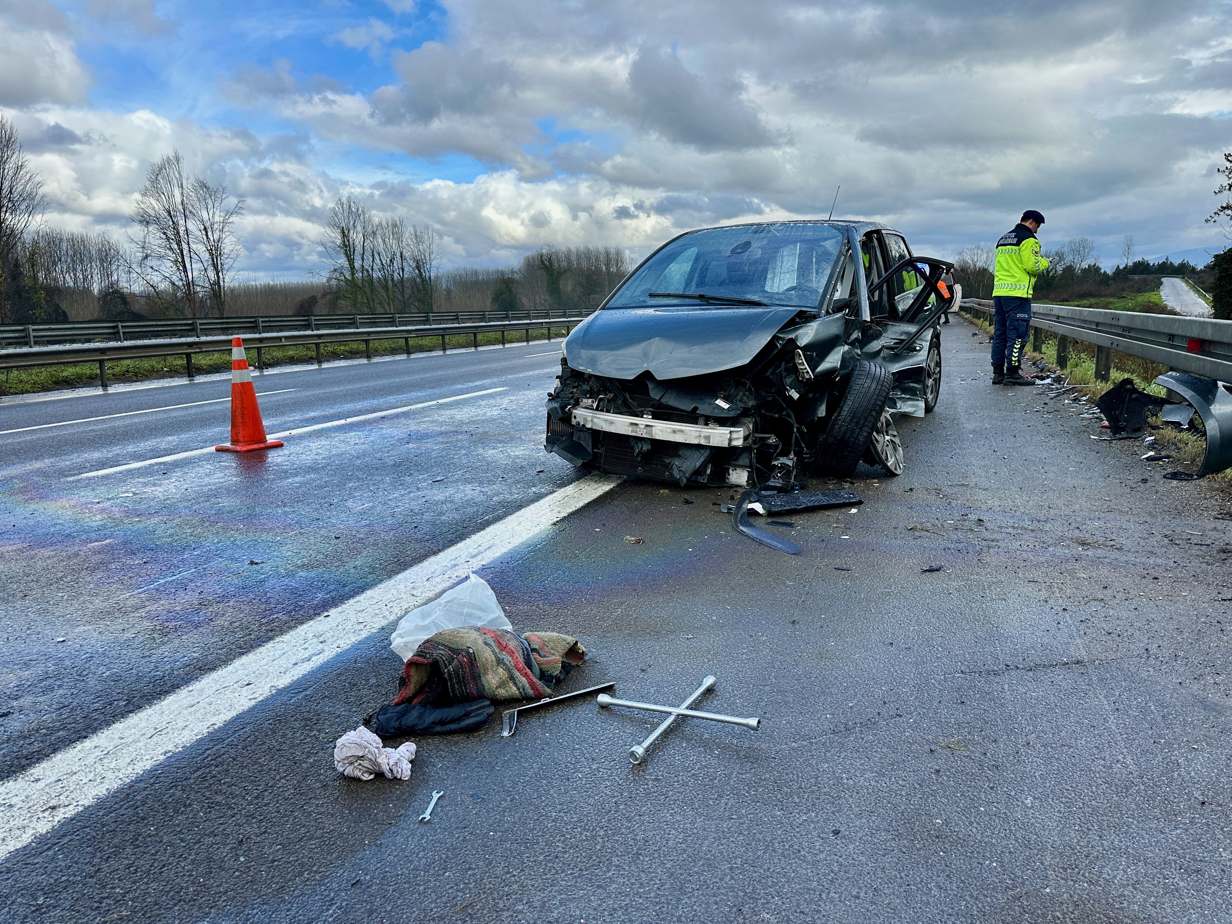 A A 20250303 37226213 37226211 A N A D O L U O T O Y O L U N D A I K I A R A C I N K A R I S T I G I K A Z A D A 1 K I S I Y A R A L A N D I