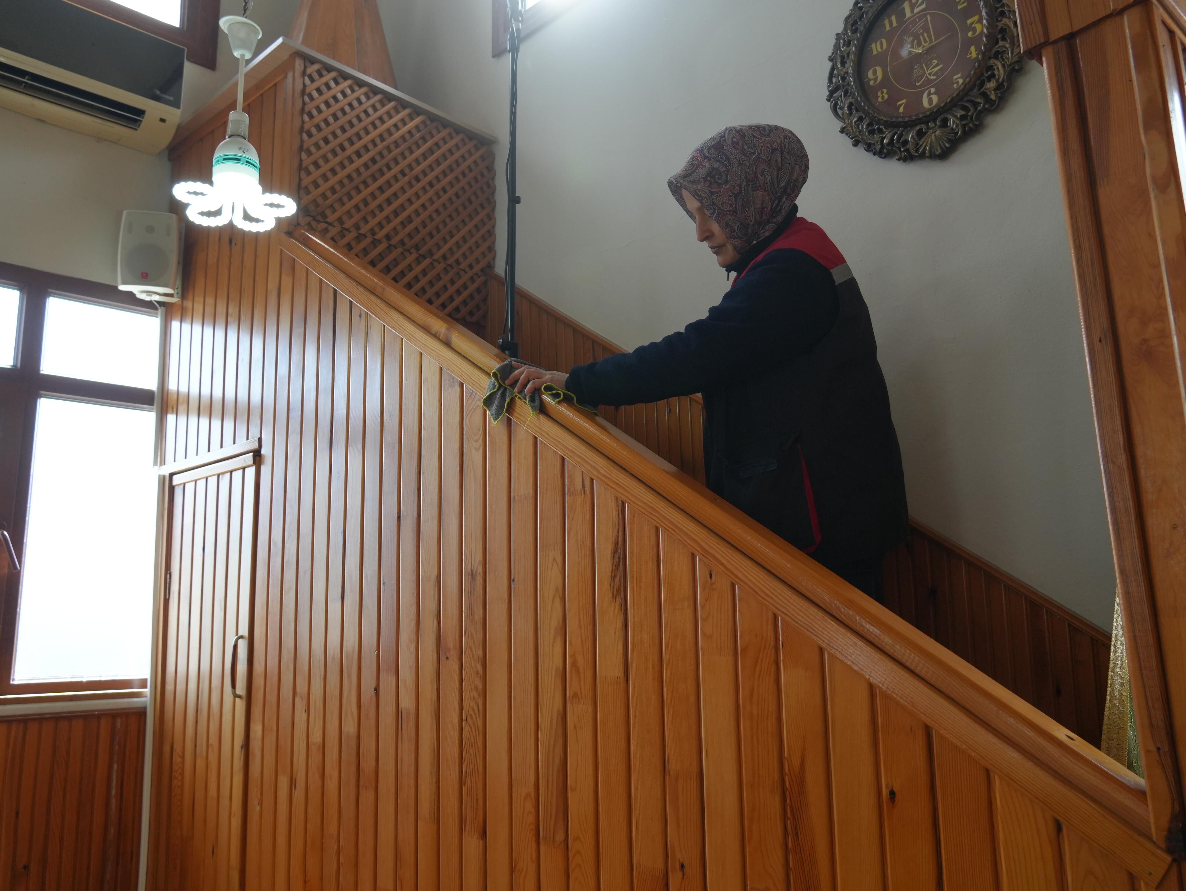 Cami Temizliği (9)-1