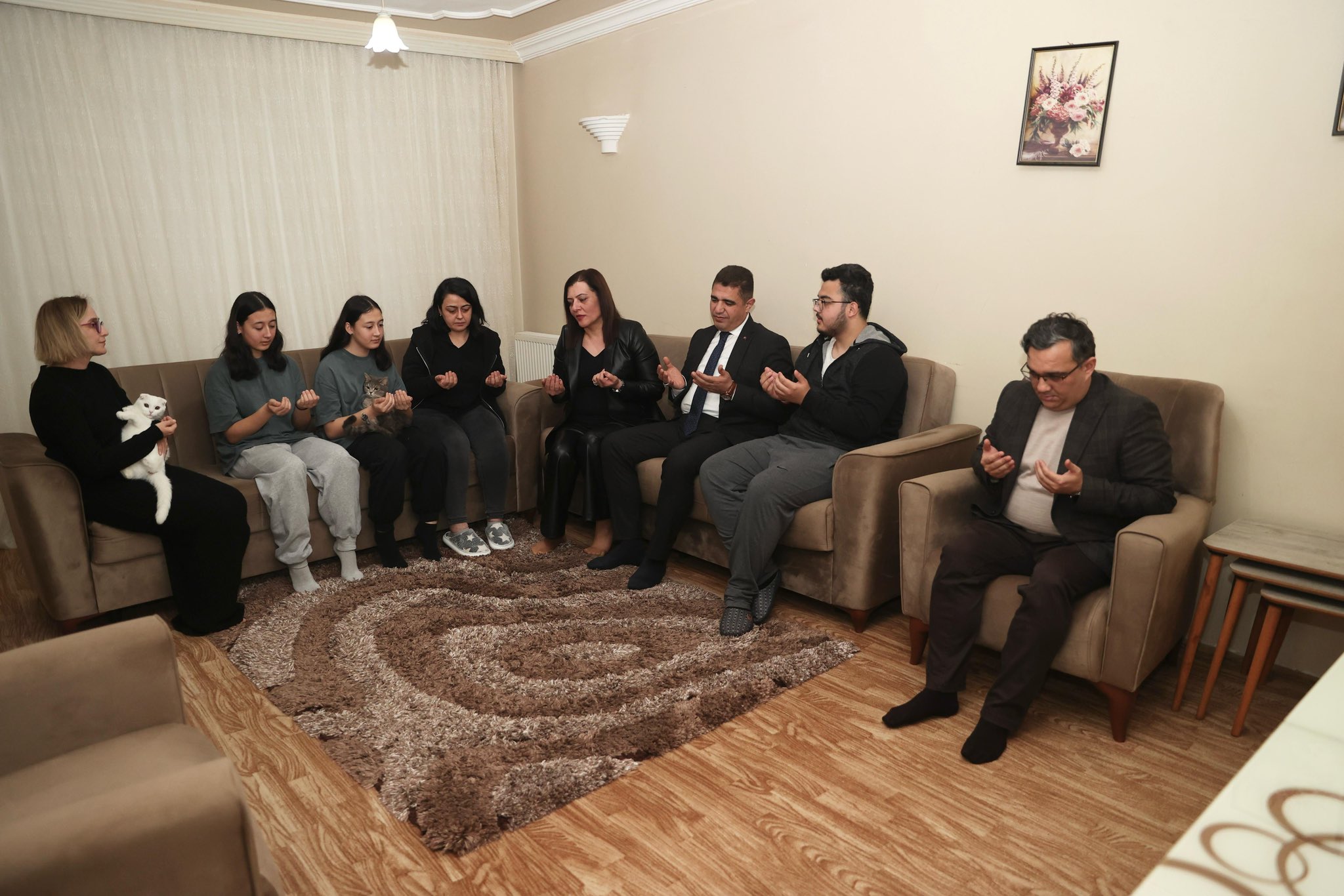 Gl Sw Gz A W Q A A Jyi B