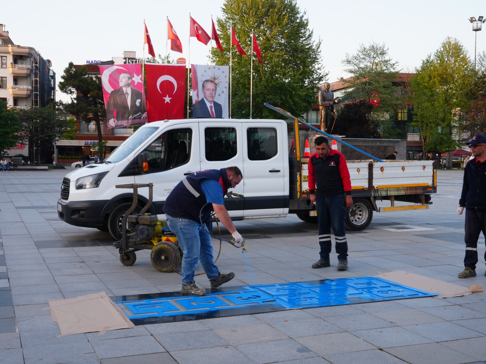 Çi̇zgi̇ (3)