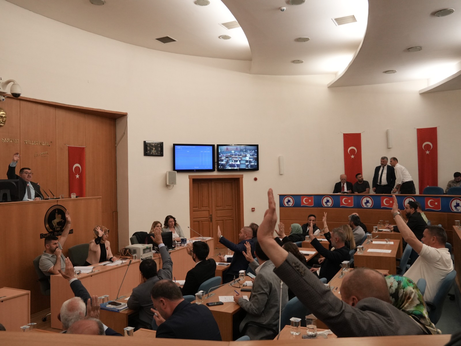 Meclis Toplantı (2)-1