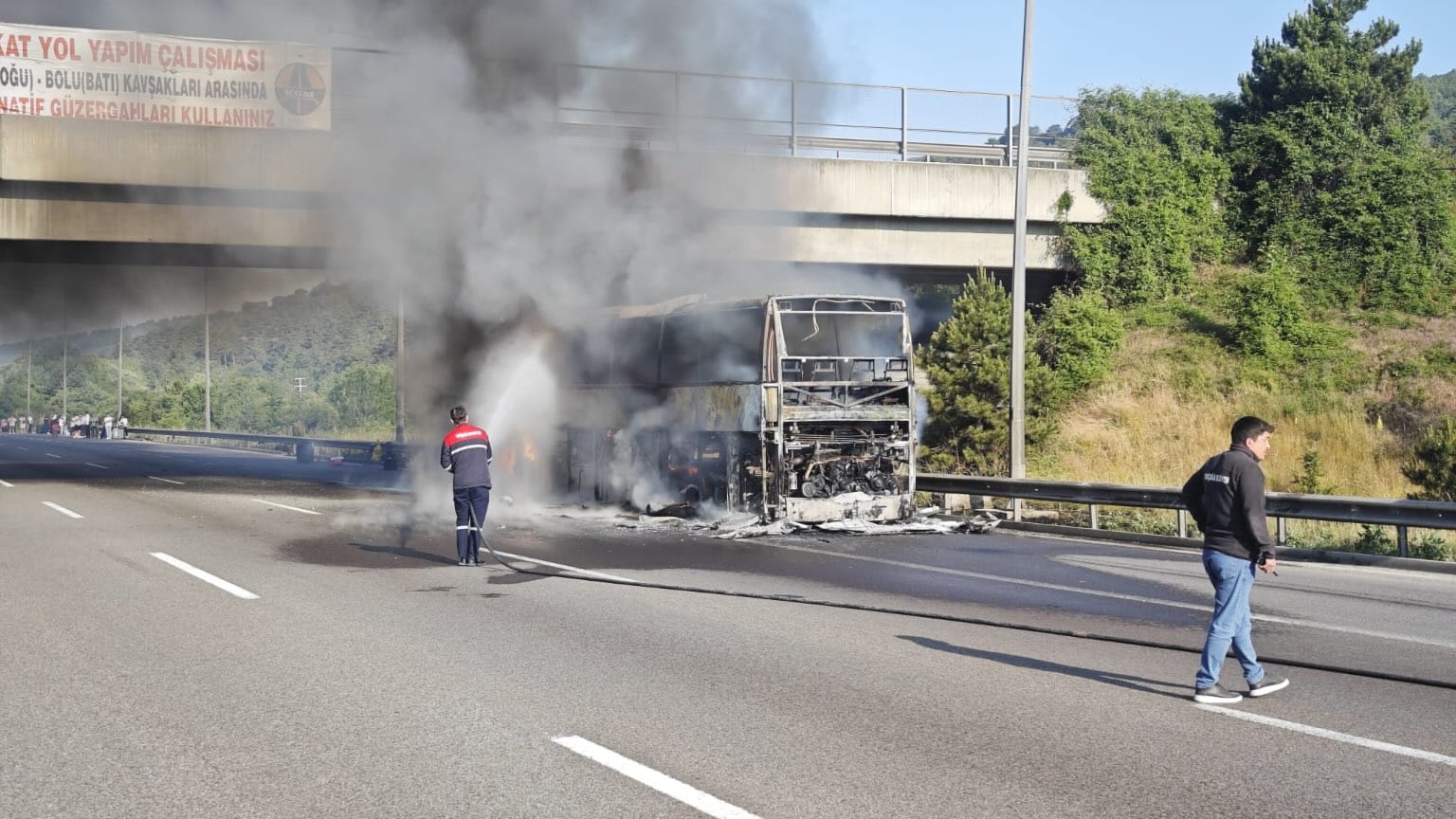 A A 20250619 38321210 38321206 A N A D O L U O T O Y O L U N U N B O L U K E S I M I N D E S E Y I R H A L I N D E K I Y O L C U O T O B U S U N D E C I K A N Y A N G I N S O N D U R U L D U